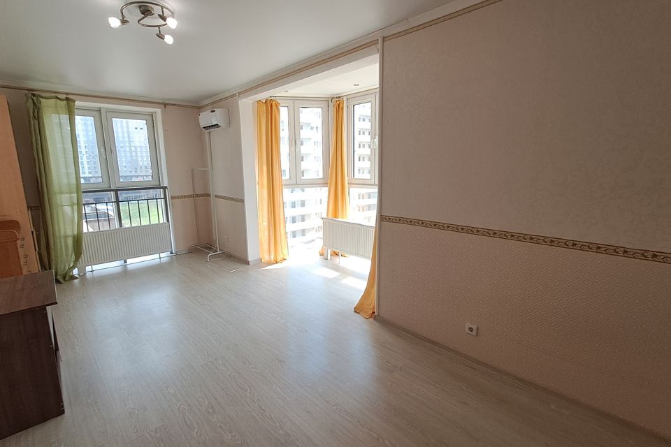 Продаётся 1-комнатная квартира, 41.3 м²