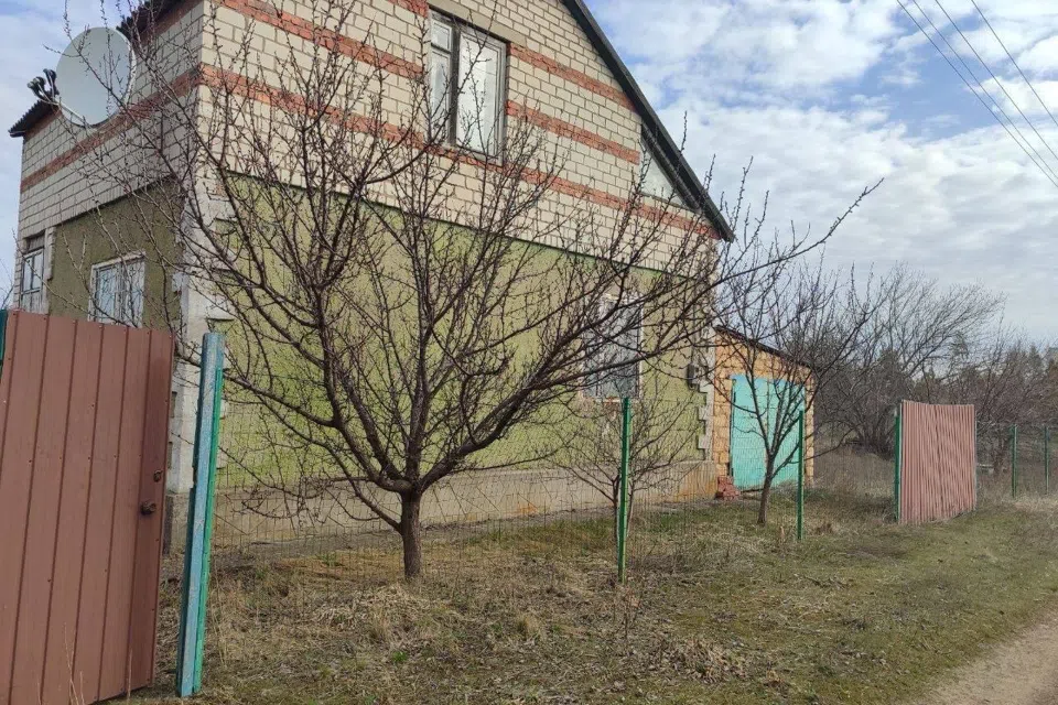 Продаётся 2-этажный дом, 80 м²
