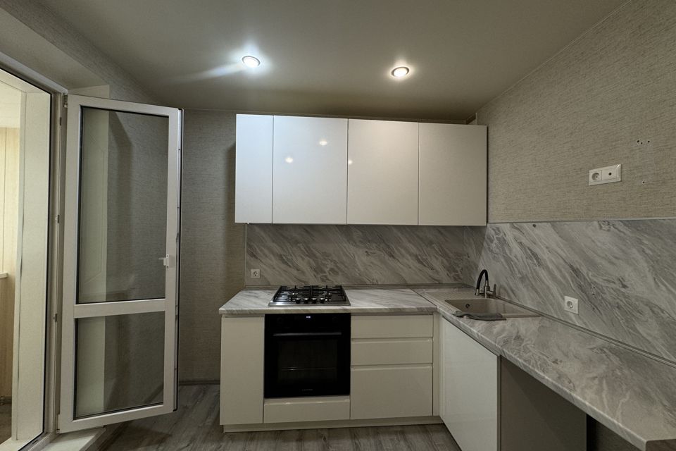 Продаётся 1-комнатная квартира, 50.4 м²