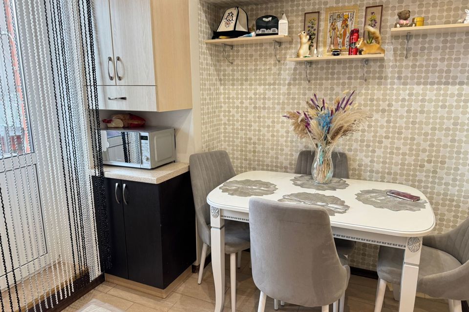 Продаётся 2-комнатная квартира, 61 м²