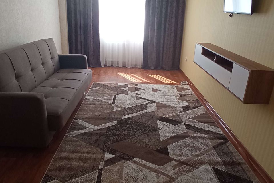 Сдаётся 1-комнатная квартира, 42.1 м²