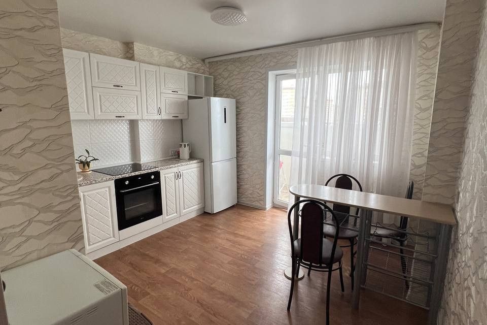 Сдаётся 1-комнатная квартира, 37.8 м²