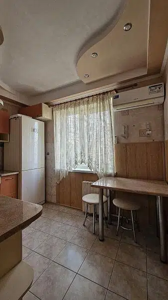 Продаётся 4-комнатная квартира, 68 м²