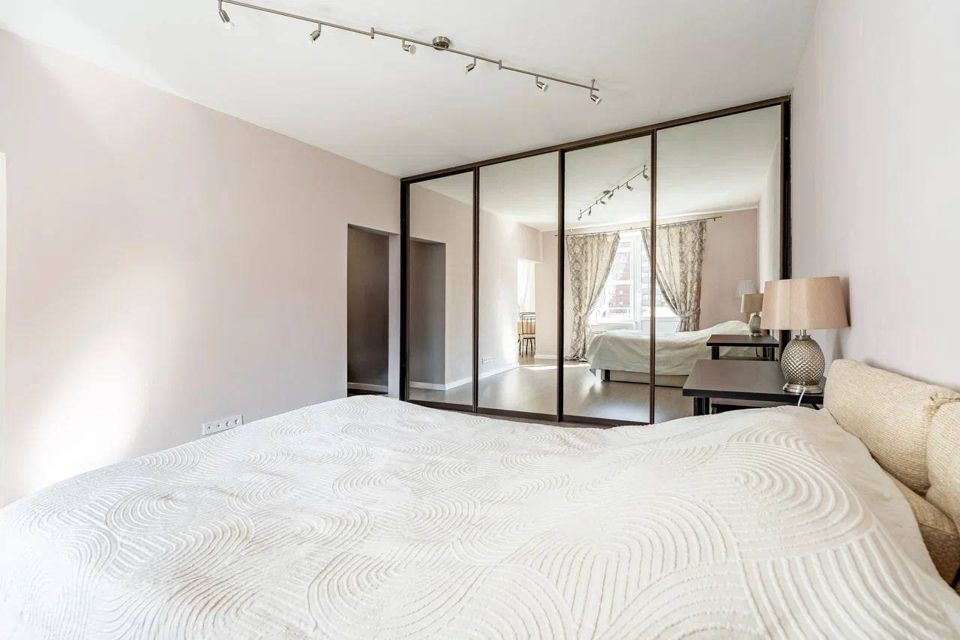 Продаётся 1-комнатная квартира, 41.5 м²