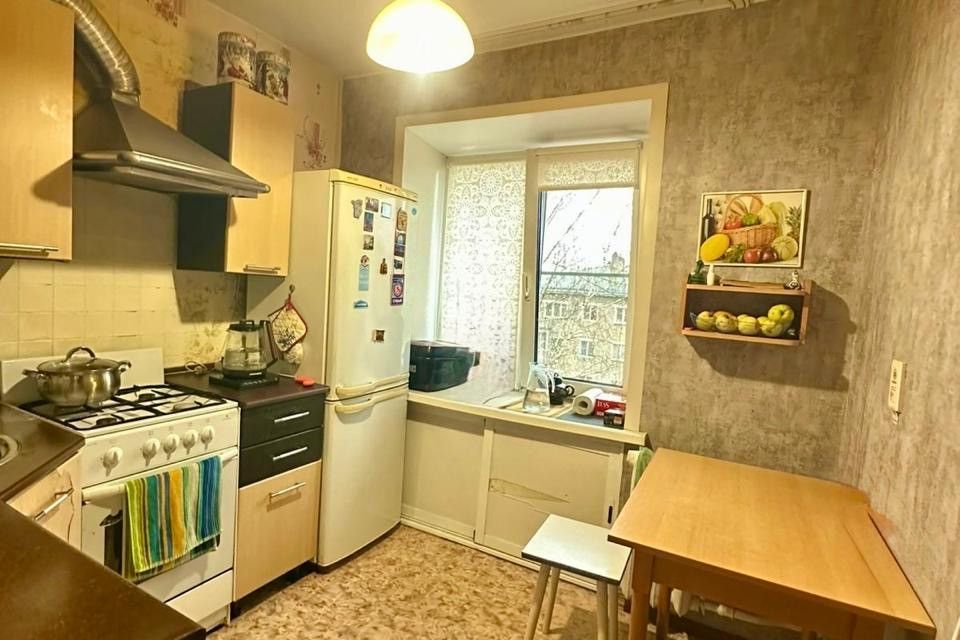 Продаётся 2-комнатная квартира, 41.8 м²