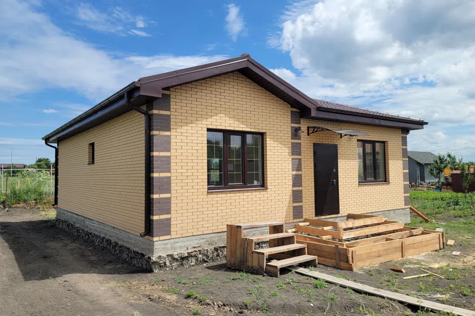 Продаётся 1-этажный дом, 98 м²