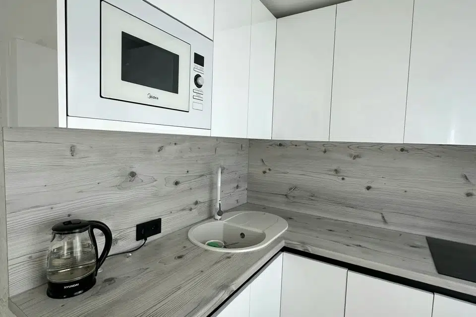 Продаётся 3-комнатная квартира, 58.2 м²