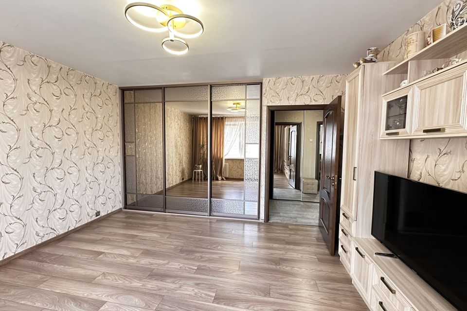 Продаётся 2-комнатная квартира, 56.5 м²