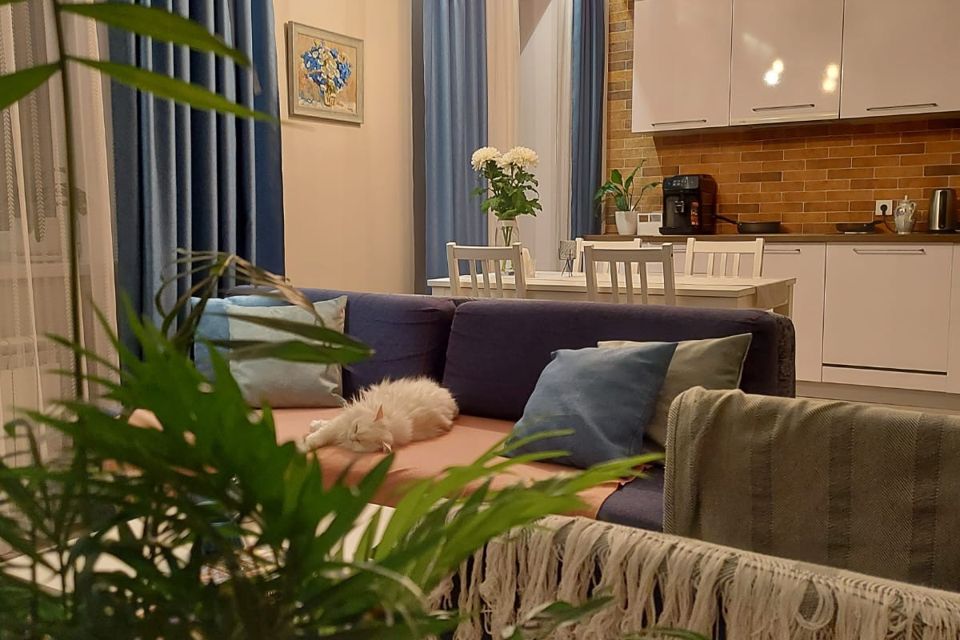 Продаётся 3-комнатная квартира, 62.5 м²