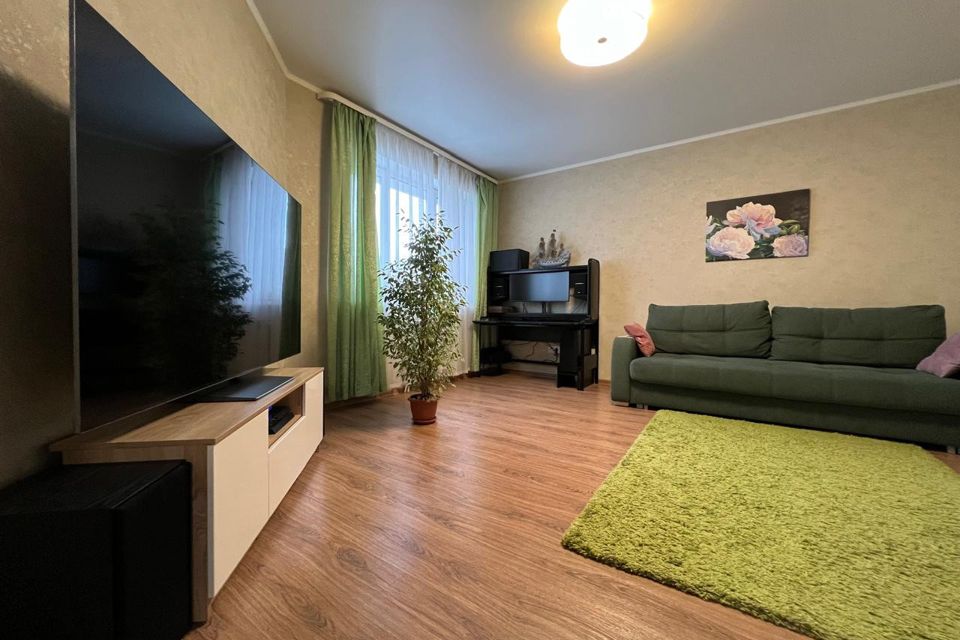 Продаётся 2-комнатная квартира, 71.9 м²