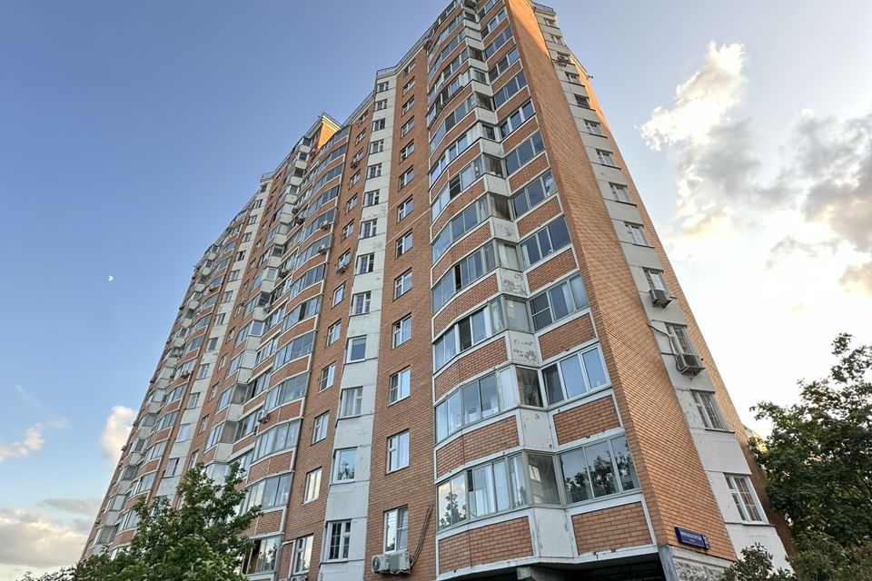Продаётся 1-комнатная квартира, 38 м²