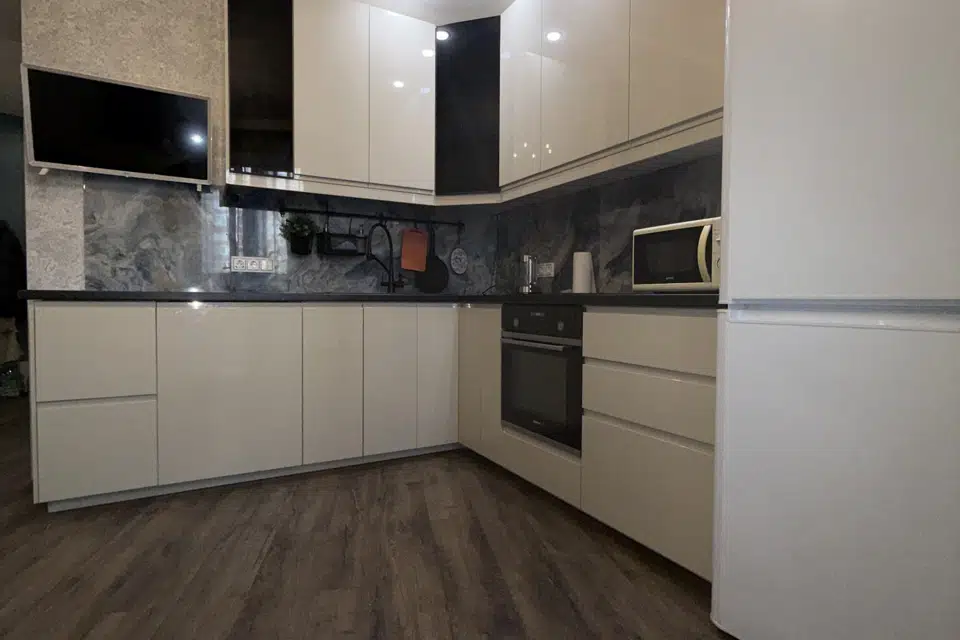 Продаётся 3-комнатная квартира, 92 м²