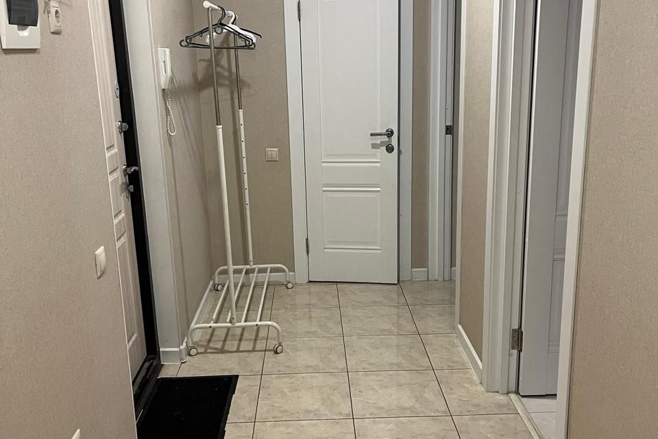 Сдаётся 2-комнатная квартира, 65 м²