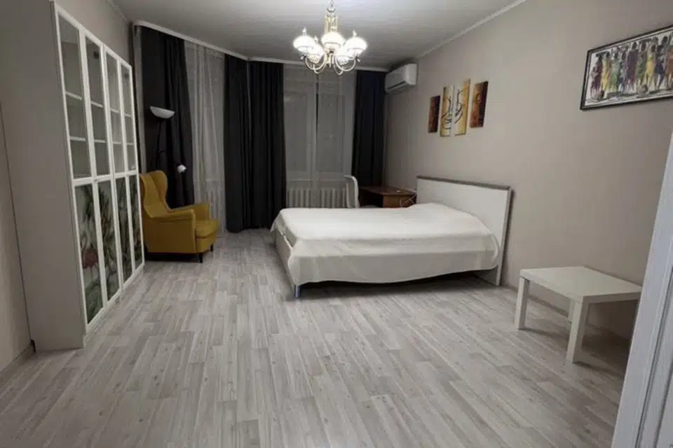 Продаётся 1-комнатная квартира, 49.7 м²