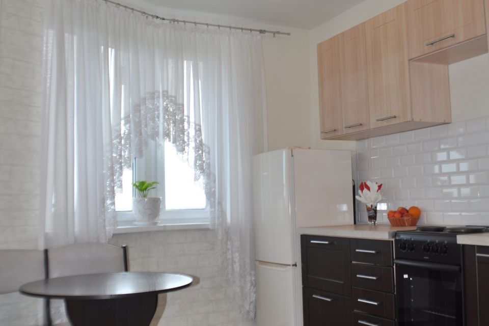 Продаётся 1-комнатная квартира, 38 м²