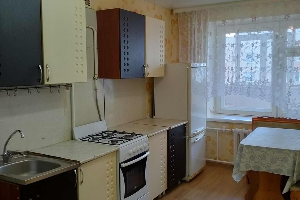Сдаётся 1-комнатная квартира, 42 м²