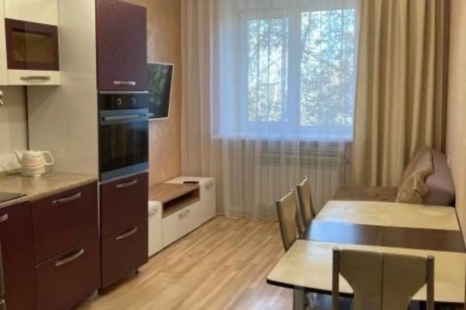 Продаётся 3-комнатная квартира, 56.9 м²
