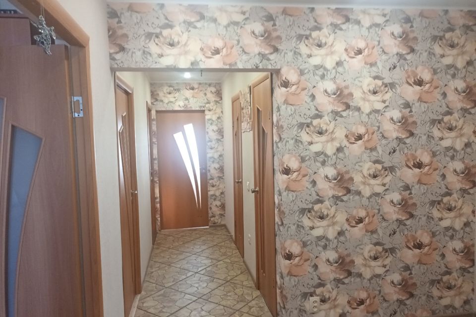 Продаётся 4-комнатная квартира, 71.5 м²