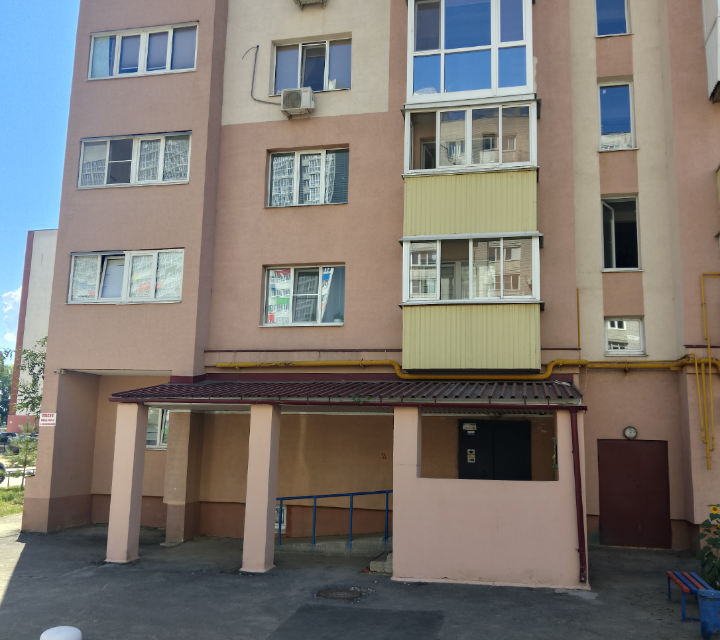 Продаётся 2-комнатная квартира, 70.6 м²