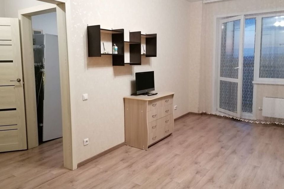 Сдаётся 1-комнатная квартира, 38 м²