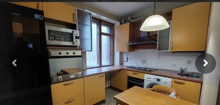 Продаётся 4-комнатная квартира, 92 м²