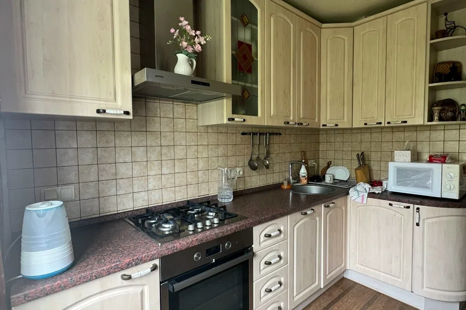 Продаётся 3-комнатная квартира, 58 м²