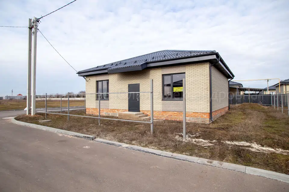 Продаётся 1-этажный дом, 94 м²