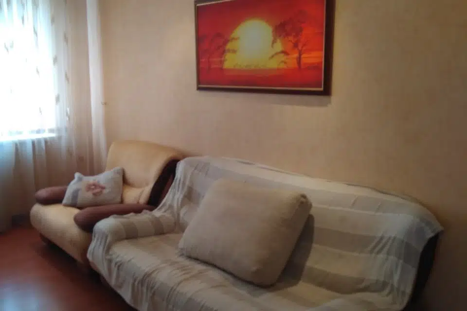 Продаётся 3-комнатная квартира, 60 м²