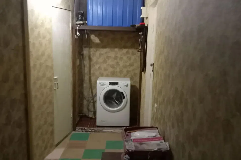 Продаётся 4-комнатная квартира, 56 м²