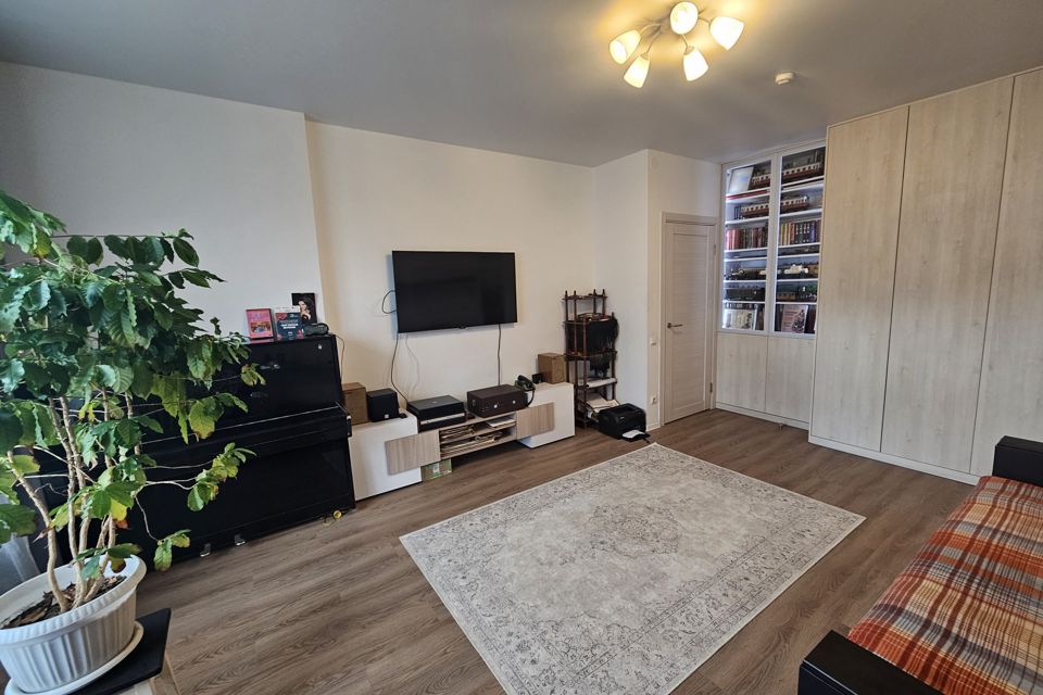 Продаётся 1-комнатная квартира, 44 м²