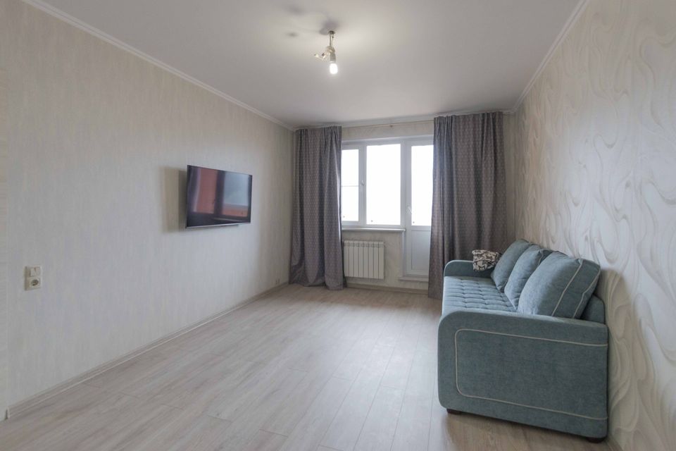 Продаётся 1-комнатная квартира, 37.8 м²