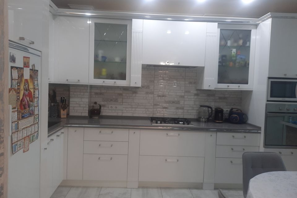 Продаётся 3-комнатная квартира, 87.9 м²