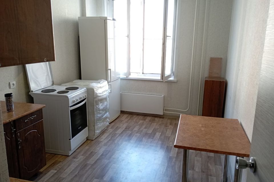 Сдаётся 2-комнатная квартира, 58 м²