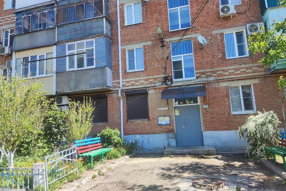 Продаётся 3-комнатная квартира, 60.8 м²