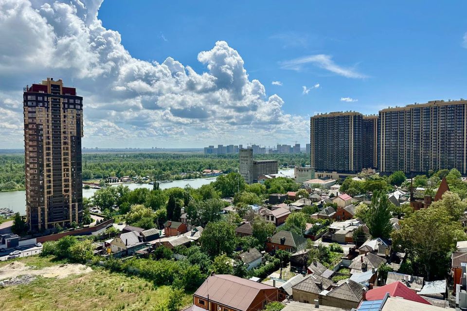 Продаётся 3-комнатная квартира, 92 м²