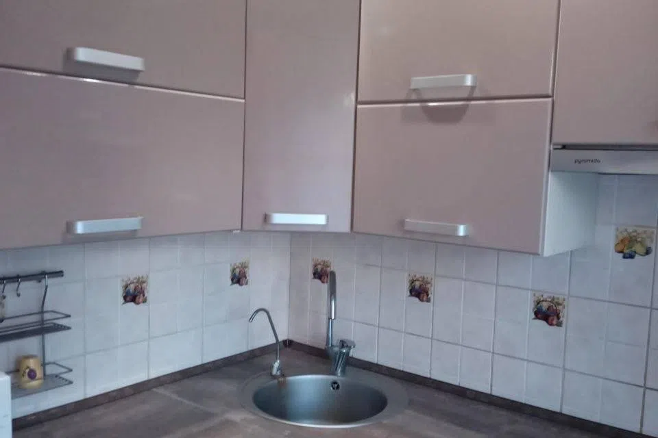 Продаётся 3-комнатная квартира, 63.9 м²