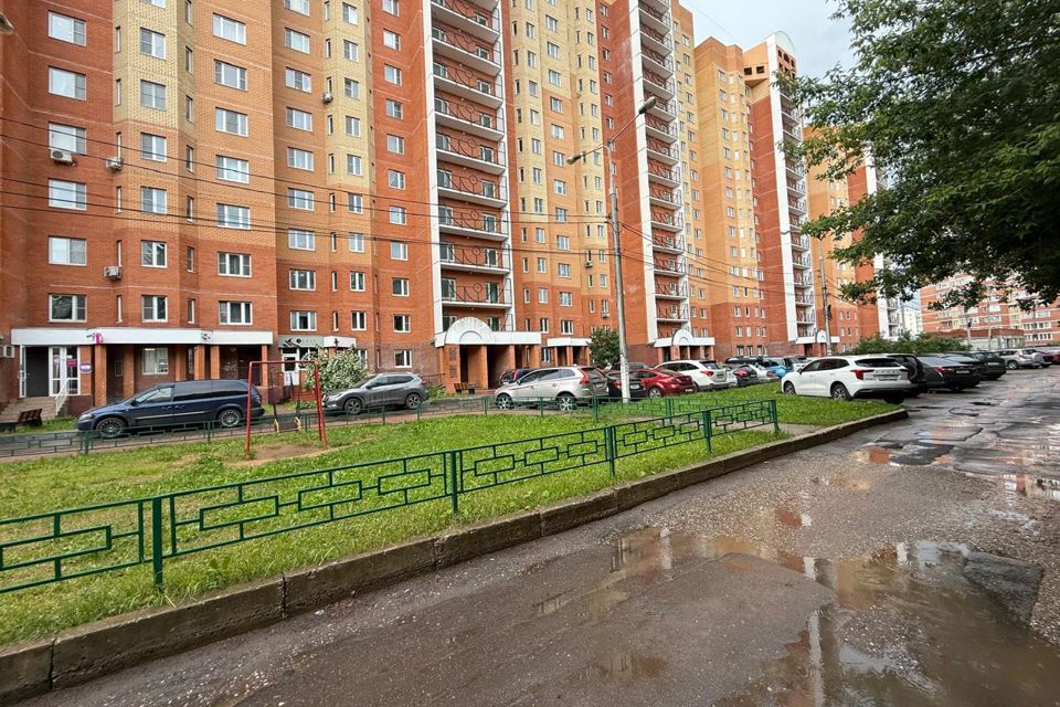 Продаётся 2-комнатная квартира, 65.5 м²