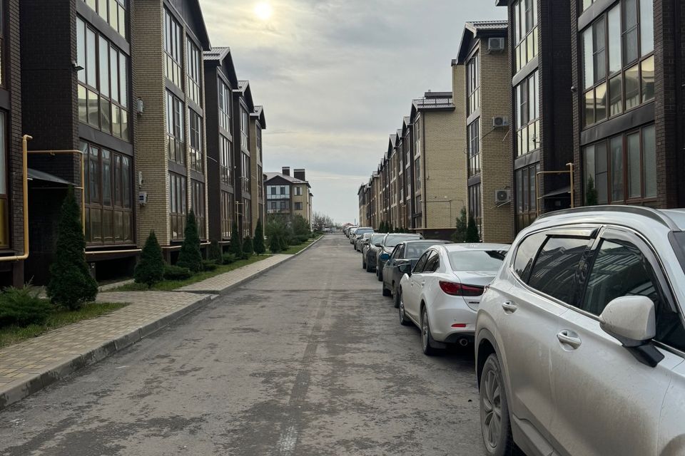 Продаётся 3-комнатная квартира, 76 м²