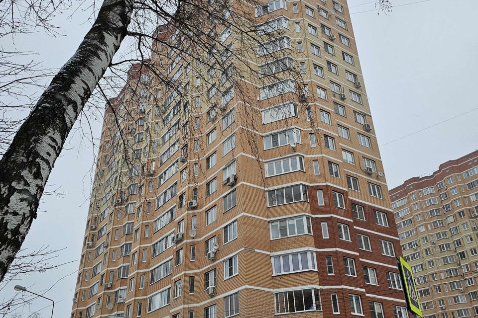 Продаётся 1-комнатная квартира, 42.1 м²