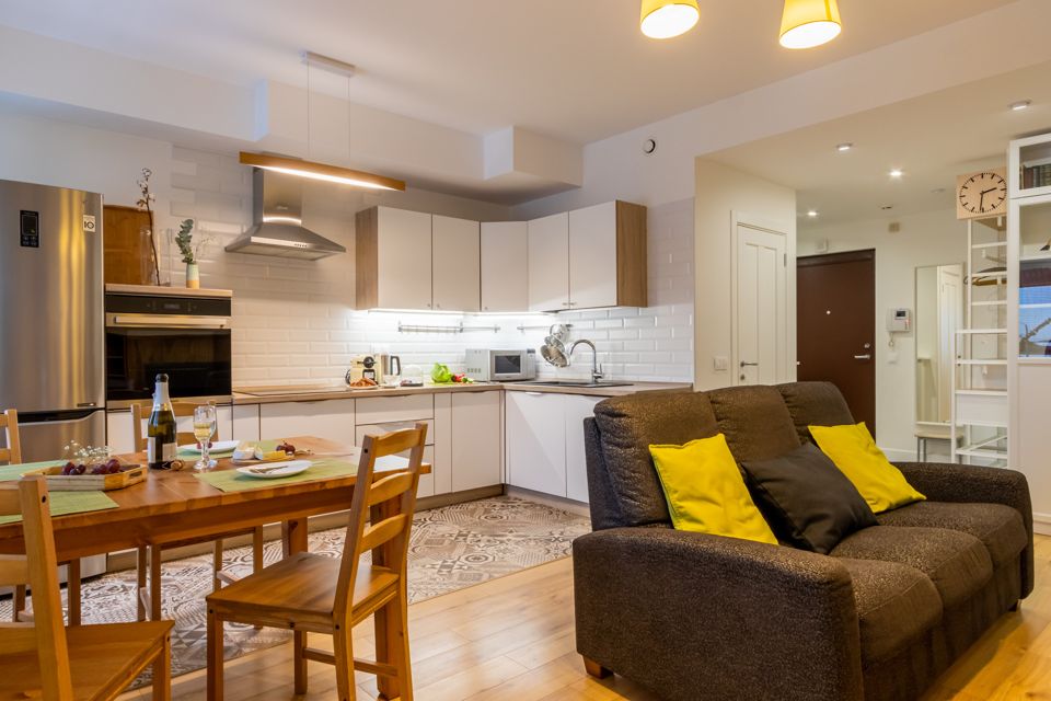 Продаётся 2-комнатная квартира, 72.9 м²