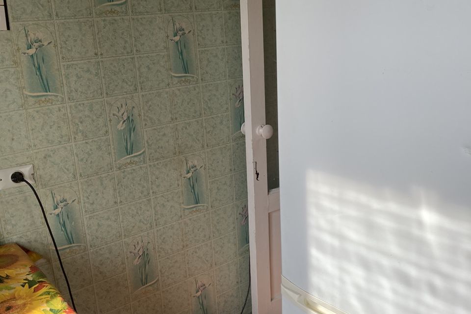Продаётся 4-комнатная квартира, 64 м²