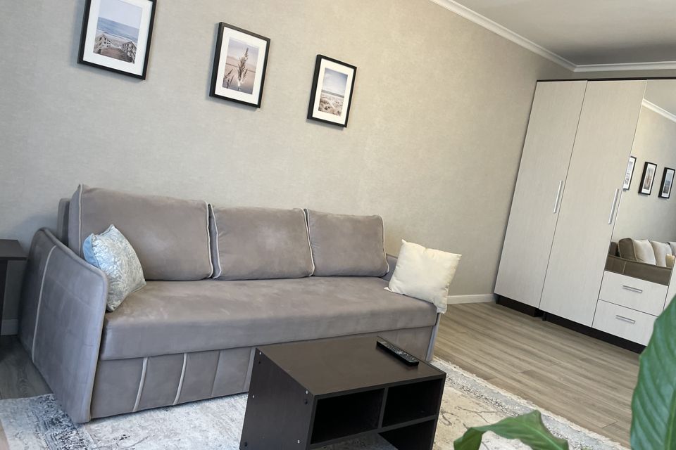 Продаётся 1-комнатная квартира, 35.3 м²