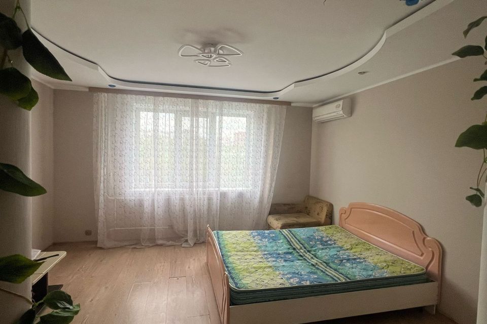 Сдаётся 2-комнатная квартира, 57 м²