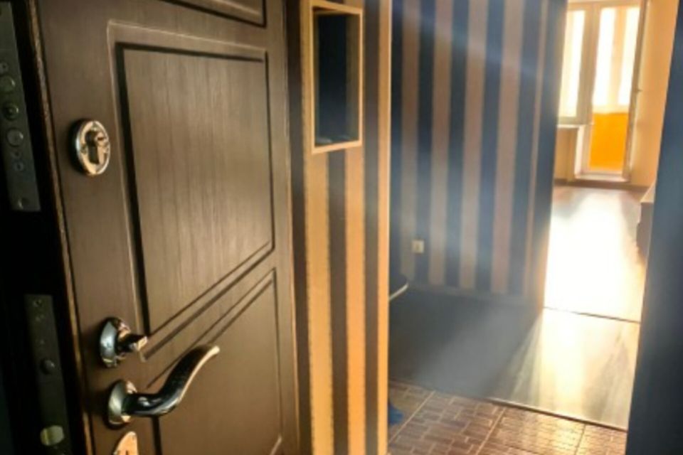 Продаётся 1-комнатная квартира, 52.4 м²