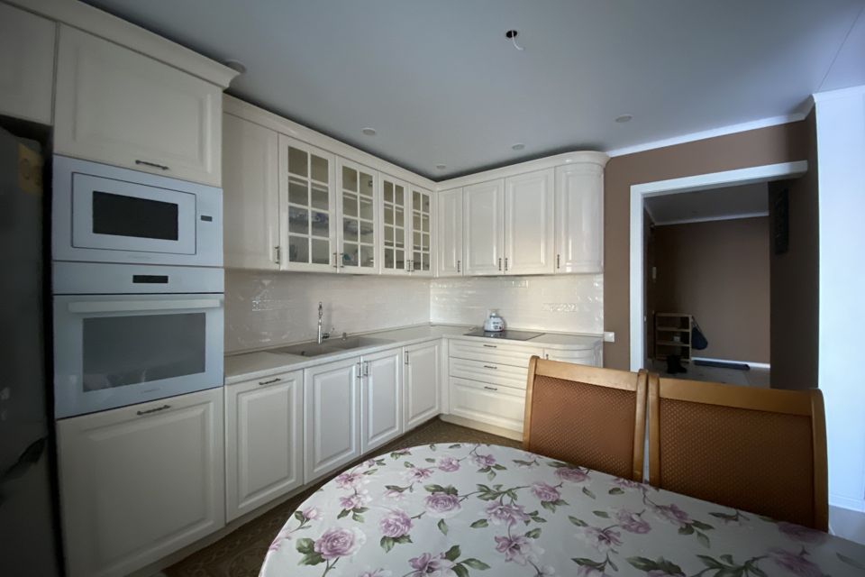 Продаётся 3-комнатная квартира, 89.4 м²