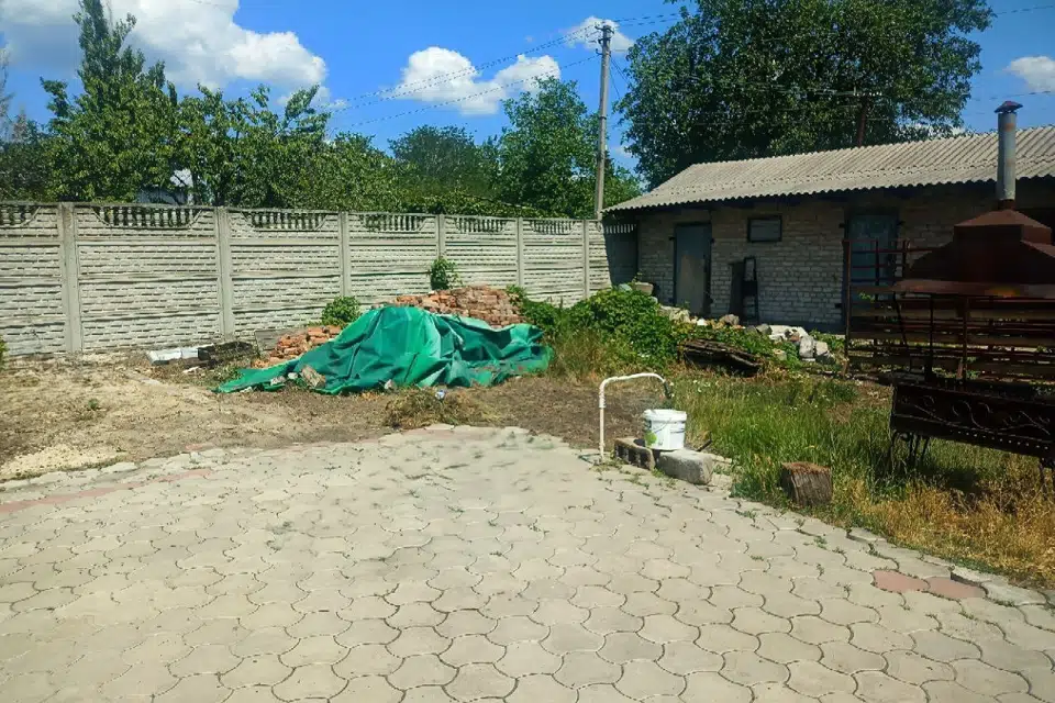 Продаётся 4-комнатная квартира, 101.9 м²