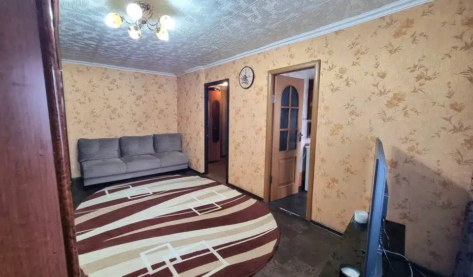 Продаётся 2-комнатная квартира, 43.8 м²