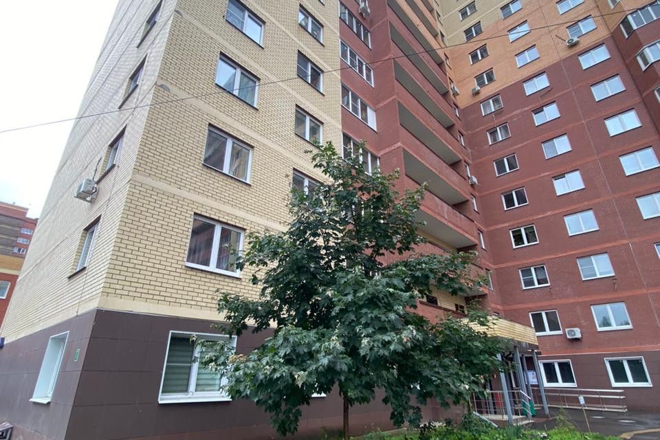 Продаётся 1-комнатная квартира, 37.4 м²