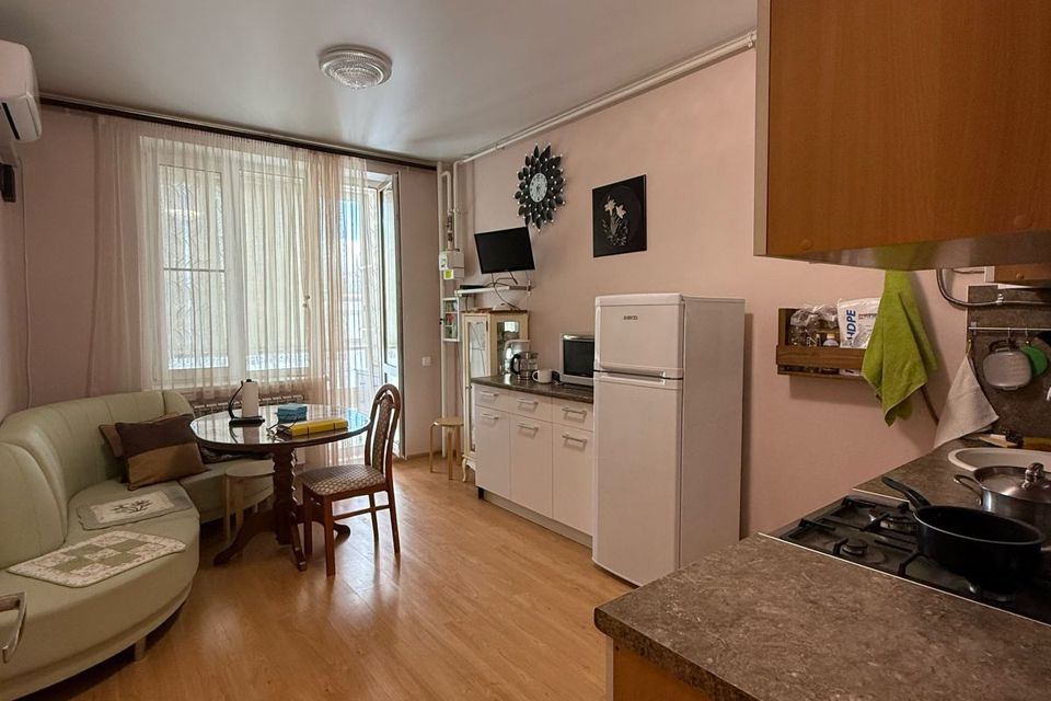Продаётся 1-комнатная квартира, 39.8 м²