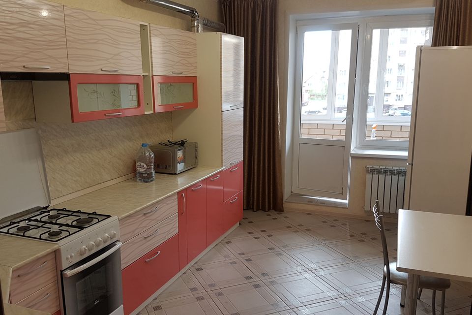 Сдаётся 2-комнатная квартира, 62.7 м²
